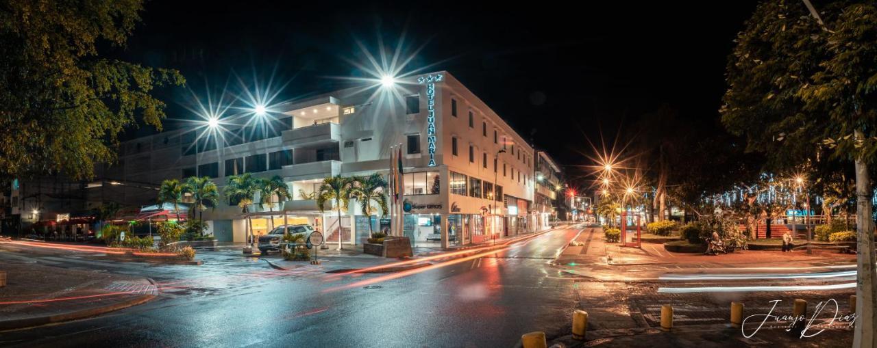Hotel Juan Maria Tulua Bagian luar foto